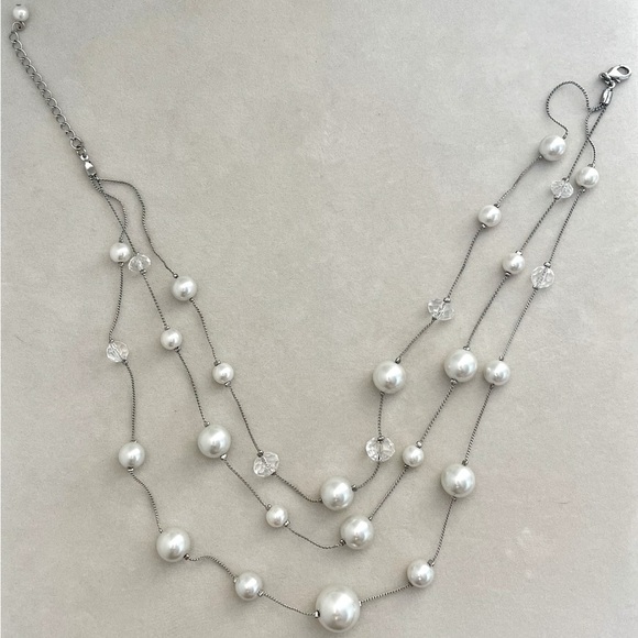Crystal and Faux Pearl Three-Layer Fashion Necklace - Picture 2 of 3